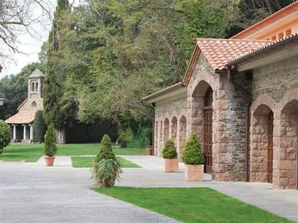Husa Sant Bernat Montseny 3*,